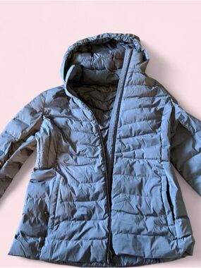 Hooded Women's Puffer Jacket in grey